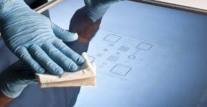 清洁模板以保持 SMT 组装的性能 清洁模板以保持 SMT 组装的性能