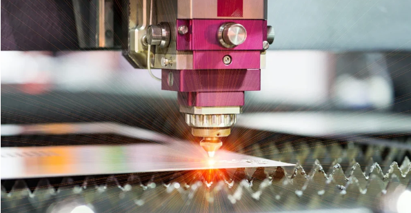 用于在 PCB 制造中创建精确埋孔的激光钻孔工艺 用于在 PCB 制造中创建精确埋孔的激光钻孔工艺