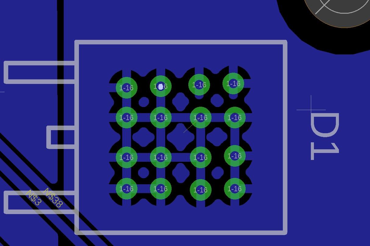 PCB 中的热通孔用于散热