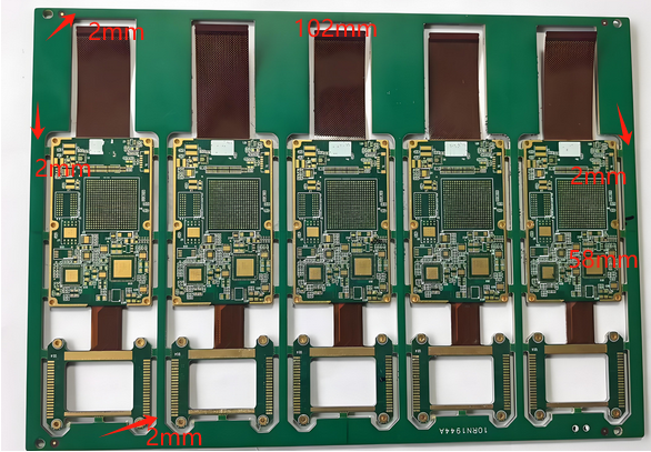 PCB面板面积计算，标有尺寸和板间距。