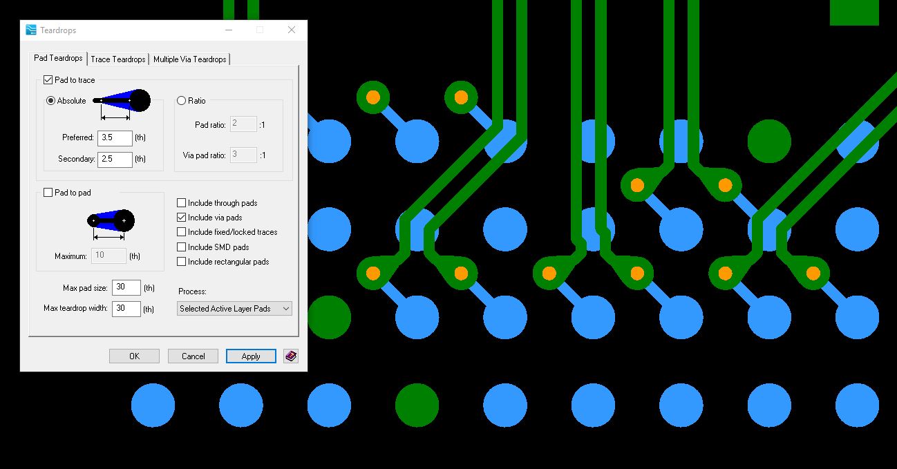 显示弯曲走线和泪滴形过孔的柔性 PCB 设计规则 显示弯曲走线和泪滴形过孔的柔性 PCB 设计规则